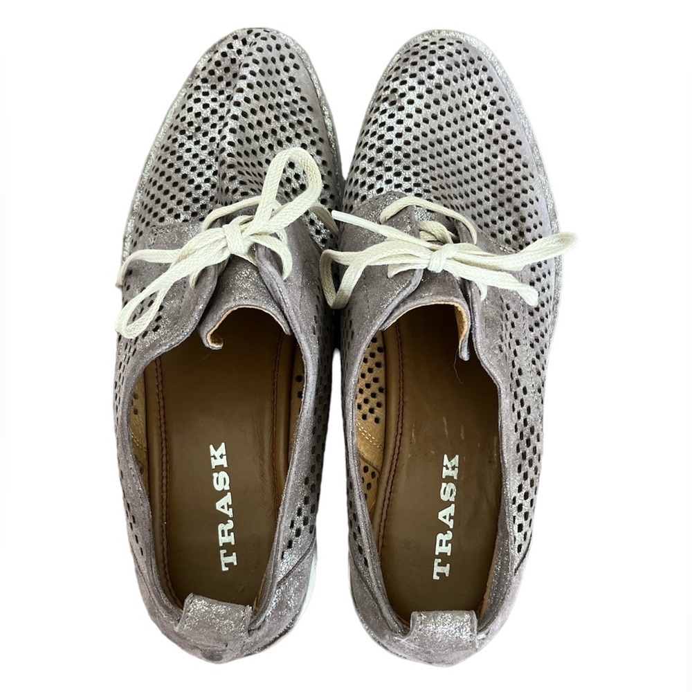 Trask Lena Perforated Metallic Leather Sneaker Silver Size‎ 8